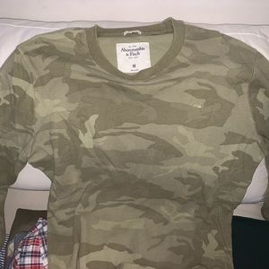 Camo sweater abercrombie